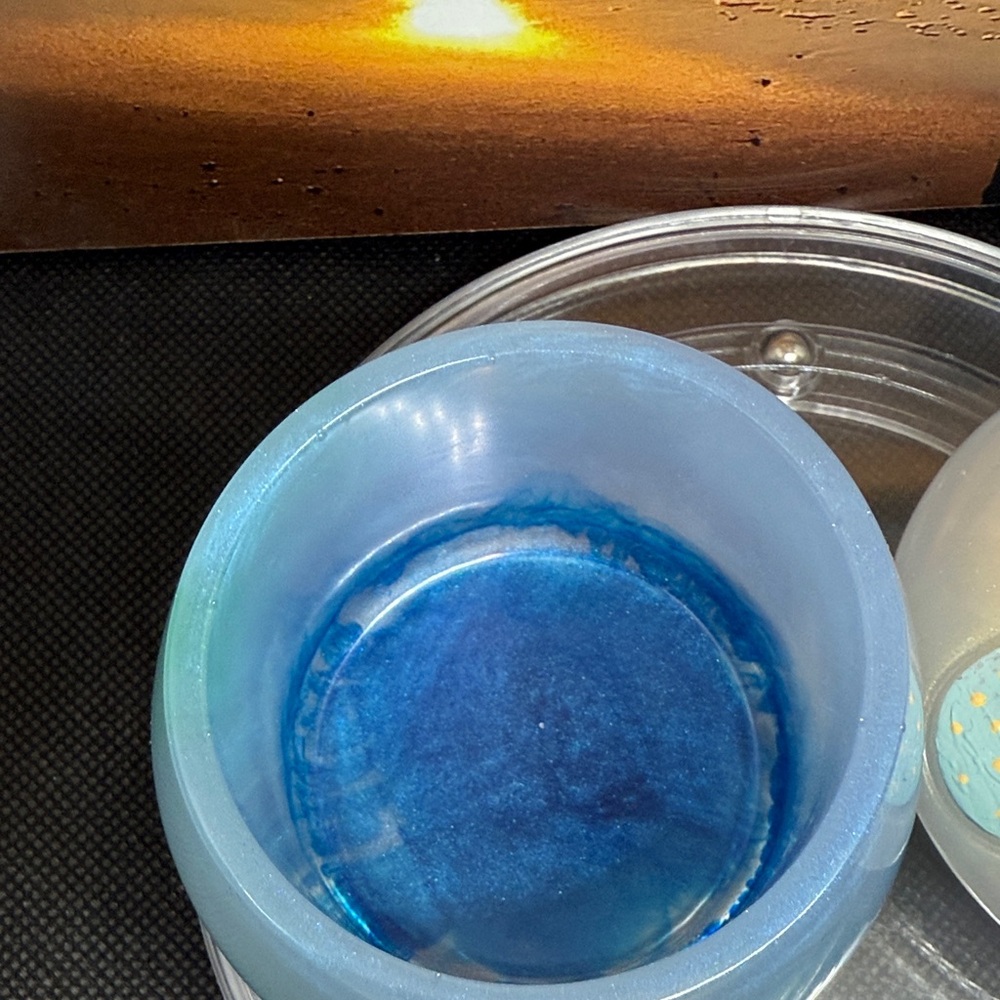 Blue and White Resin Mushroom Jar Decor - Picture 3 of 12